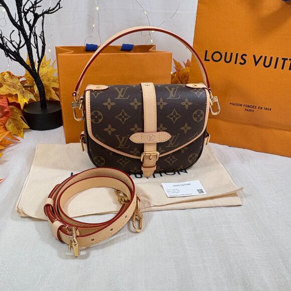 BRAND NEW Louis Vuitton Monogram Saumur BB 2 Way Shoulder Bag M46740 251625 - Picture 4 of 10